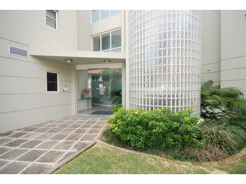 10/4-8 Mentone Avenue, Cronulla NSW 2230