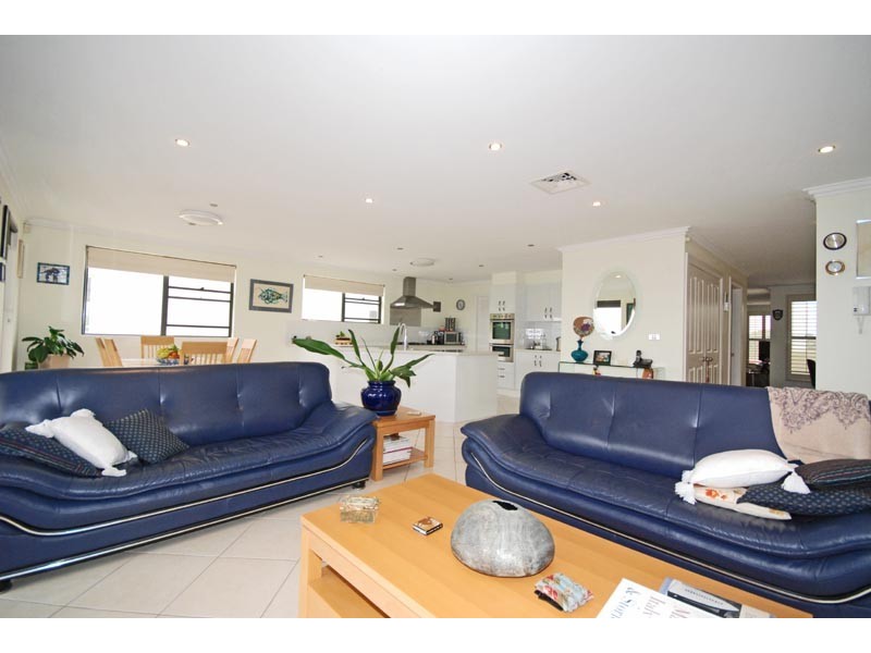114 Woodlands Road, Taren Point NSW 2229
