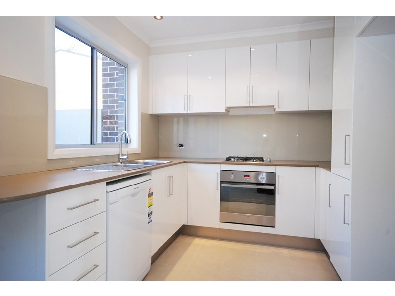 36-38 Durbar Avenue, Kirrawee NSW 2232