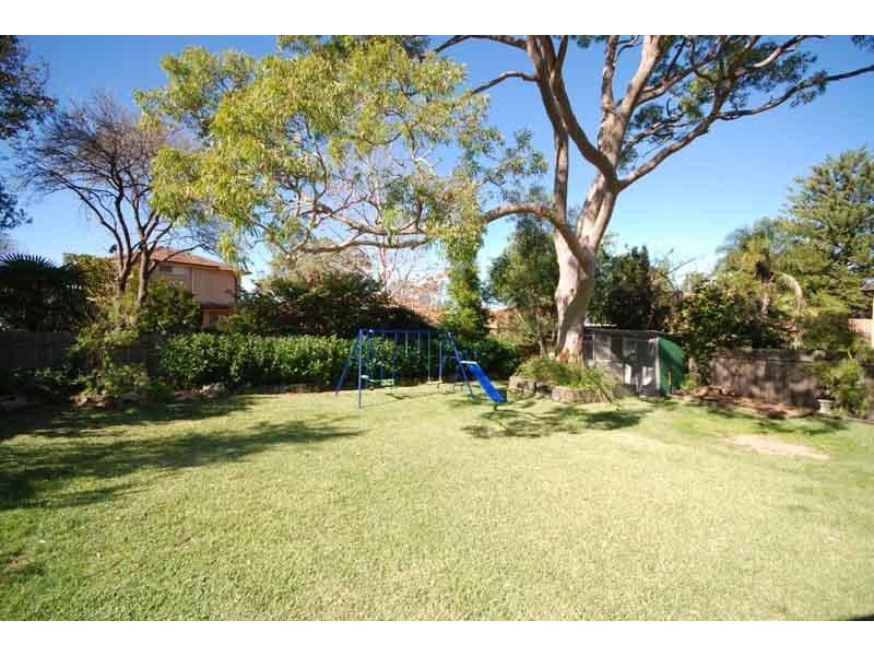 18 Saunders Bay Road, Caringbah NSW 2229