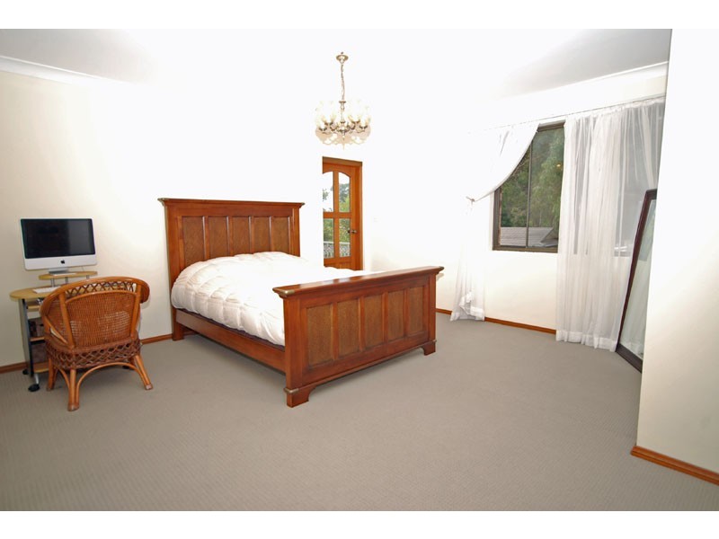 180 Gannons Road, Caringbah South NSW 2229