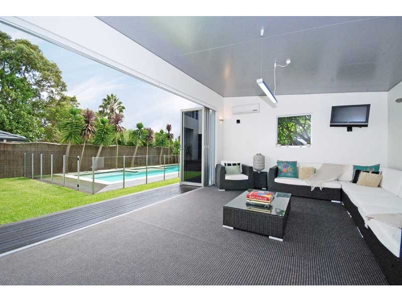 33 Castelnau Street, Caringbah South NSW 2229