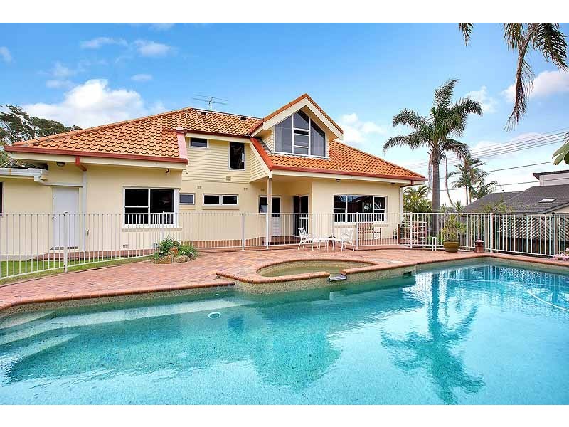 6 Binaville Avenue, Burraneer NSW 2230