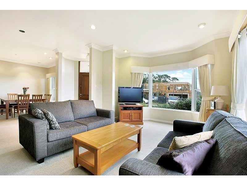 6 Binaville Avenue, Burraneer NSW 2230