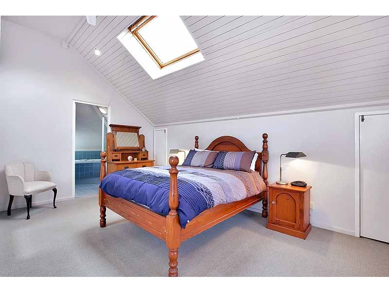 6 Binaville Avenue, Burraneer NSW 2230