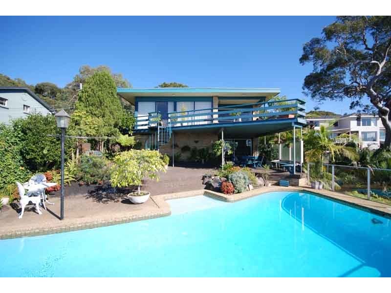 24 Fernleigh Road, Caringbah NSW 2229