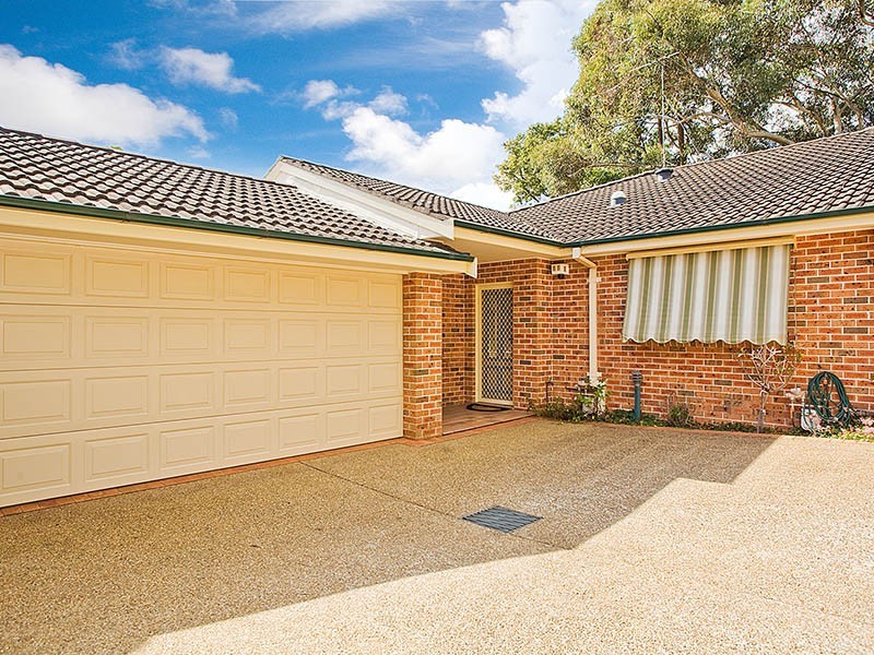 2/2 Premier St, Gymea NSW 2227