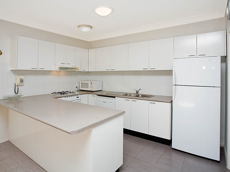2/2 Premier St, Gymea NSW 2227