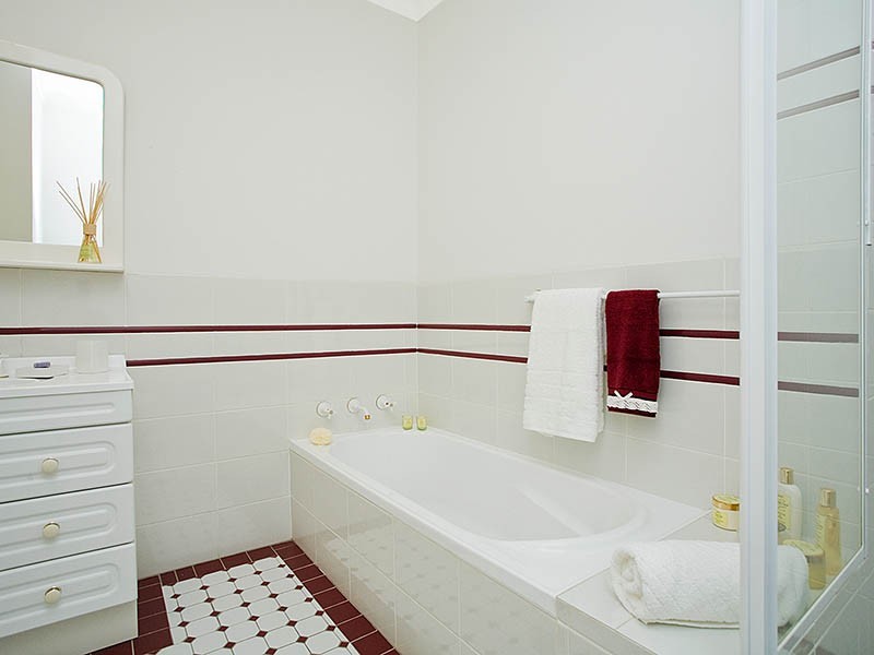 2/2 Premier St, Gymea NSW 2227