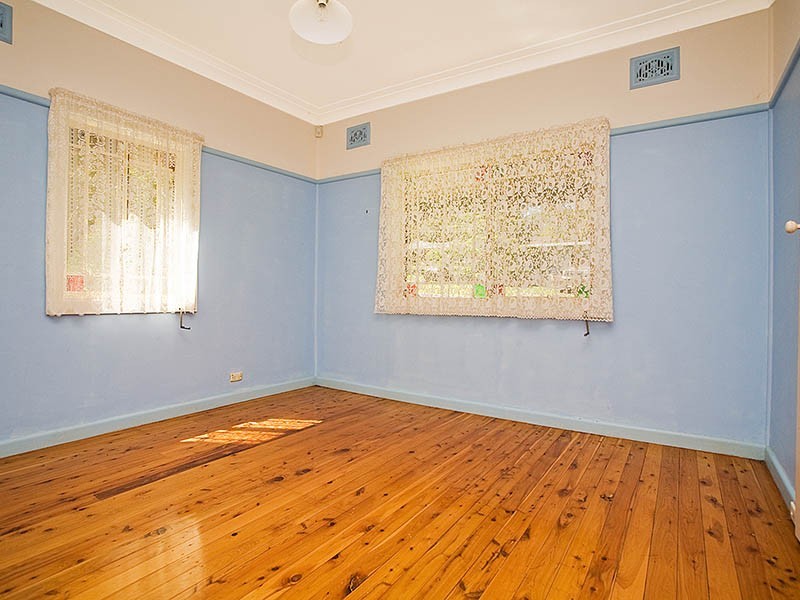 13 Sunbury St, Sutherland NSW 2232