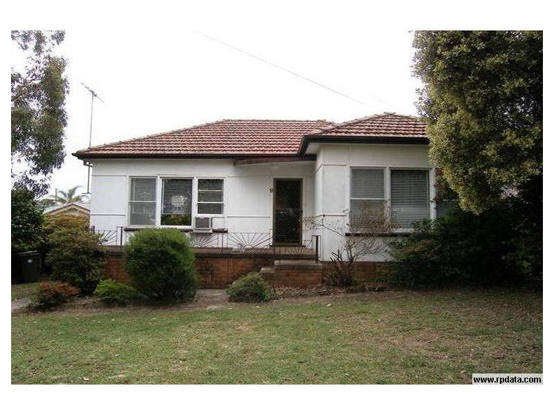 9 Bligh Street, Kirrawee NSW 2232