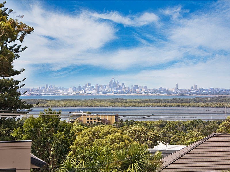 34 Castlewood Ave, Woolooware NSW 2230