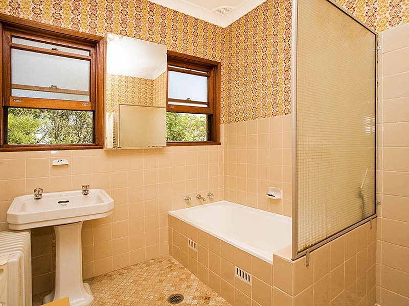 34 Castlewood Ave, Woolooware NSW 2230