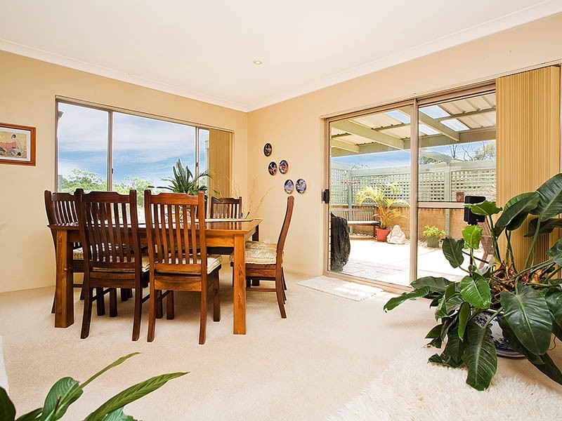 2/218 Box Road, Miranda NSW 2228