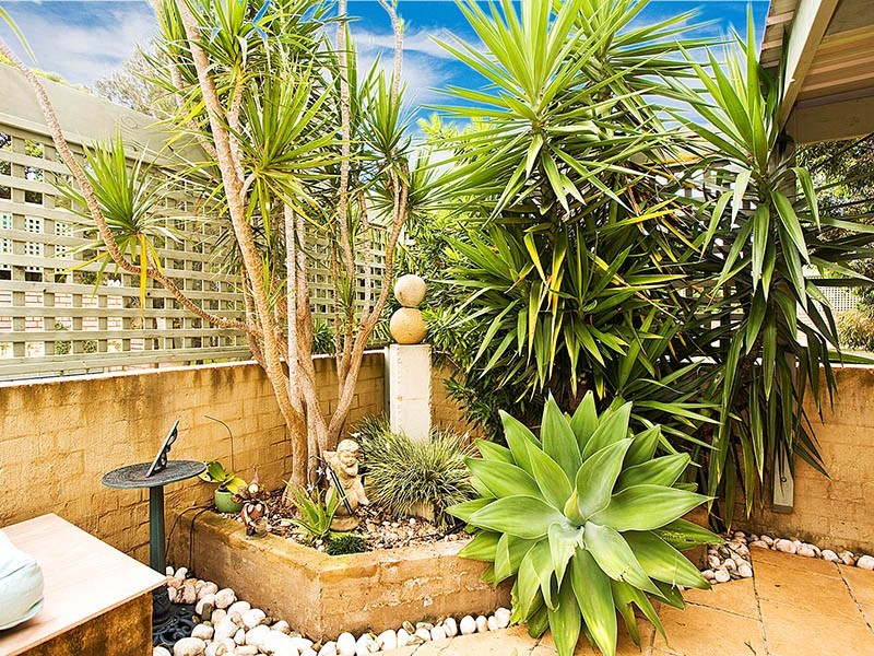 2/218 Box Road, Miranda NSW 2228