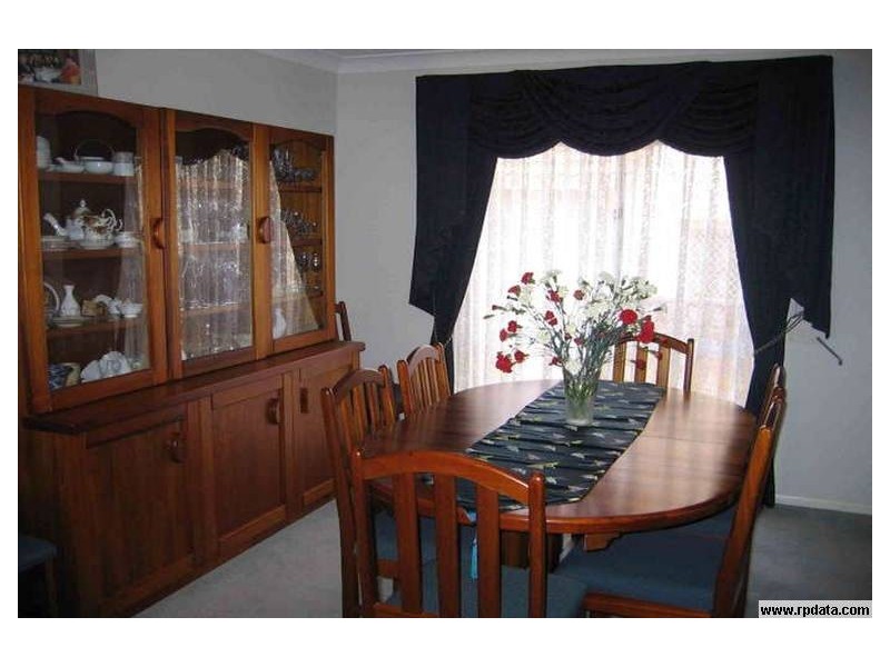 6 Eucalyptus Court, Picnic Point NSW 2213