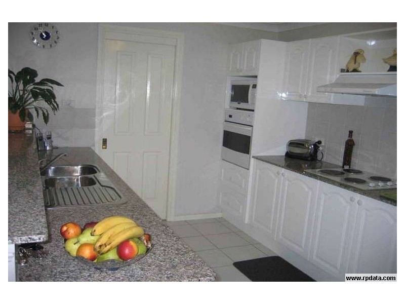 6 Eucalyptus Court, Picnic Point NSW 2213