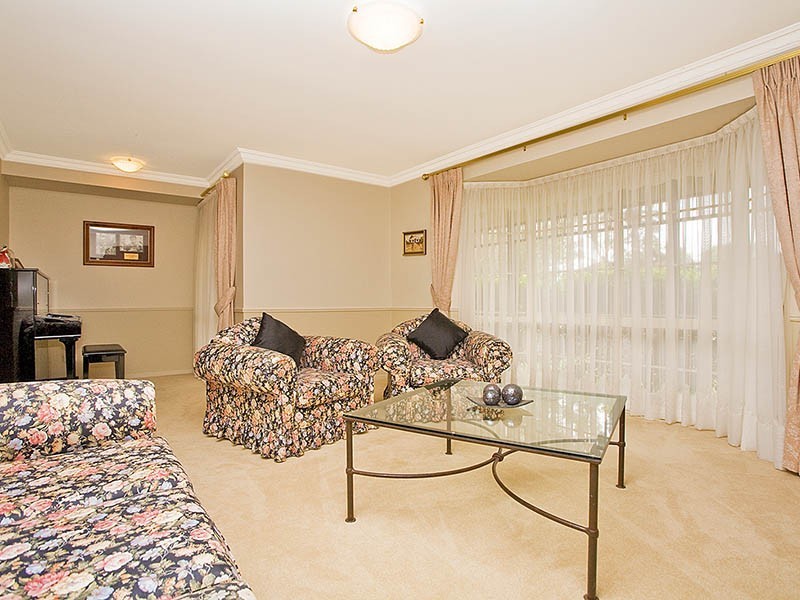 6 Egret Place, Woronora Heights NSW 2233