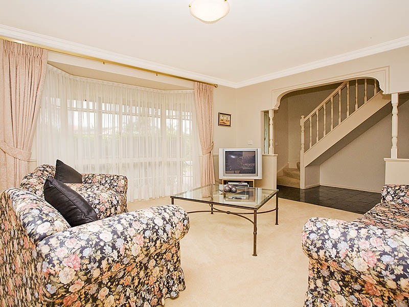 6 Egret Place, Woronora Heights NSW 2233