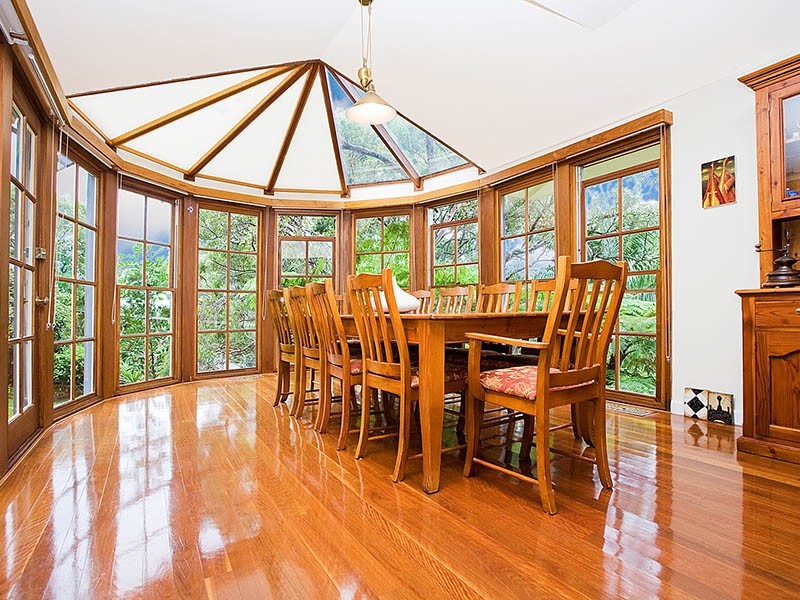 17 Ellesmere Rd, Gymea Bay NSW 2227