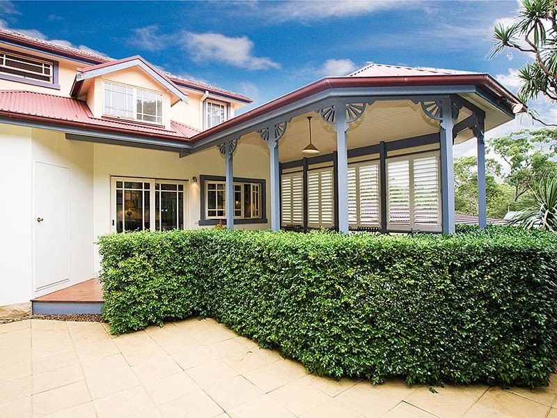 17 Ellesmere Rd, Gymea Bay NSW 2227