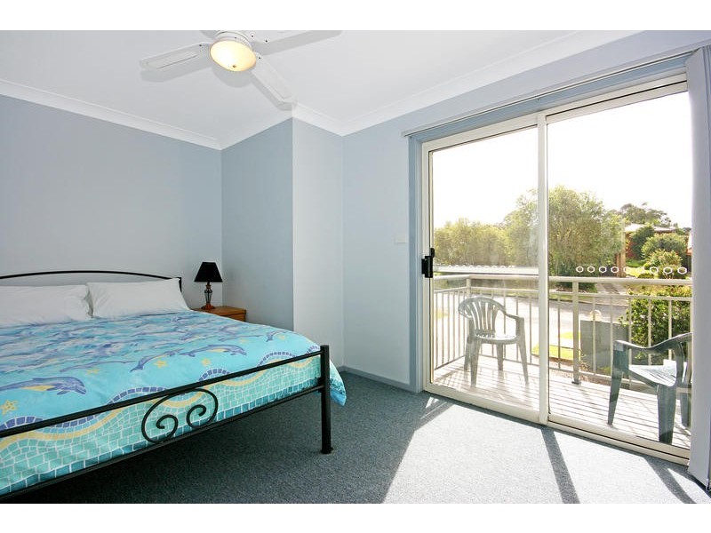 77 Clyde Street, Mollymook NSW 2539