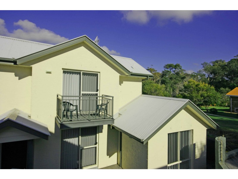 2/77 Clyde Street, Mollymook NSW 2539