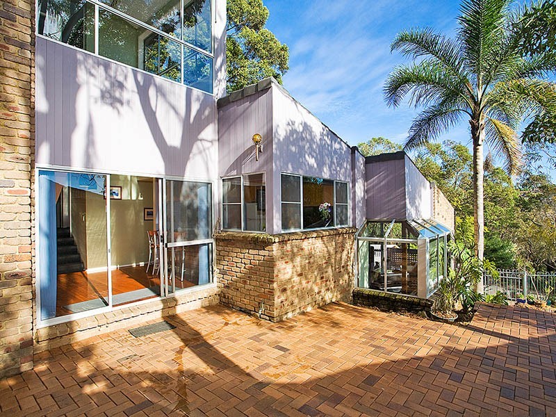 22 Turrella Rd, Yarrawarrah NSW 2233