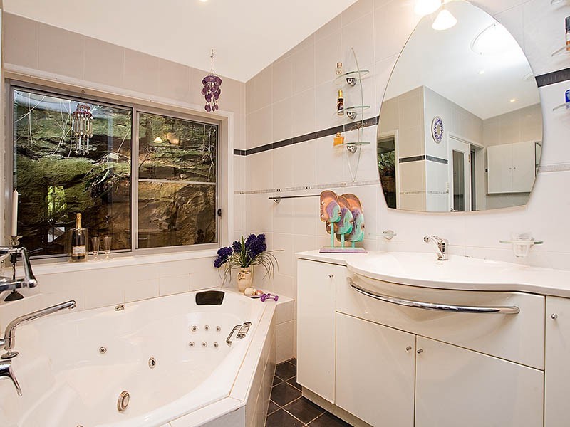 22 Turrella Rd, Yarrawarrah NSW 2233