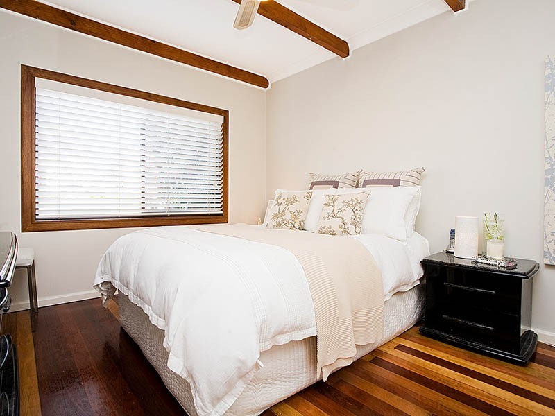 31 Thomas St, Picnic Point NSW 2213