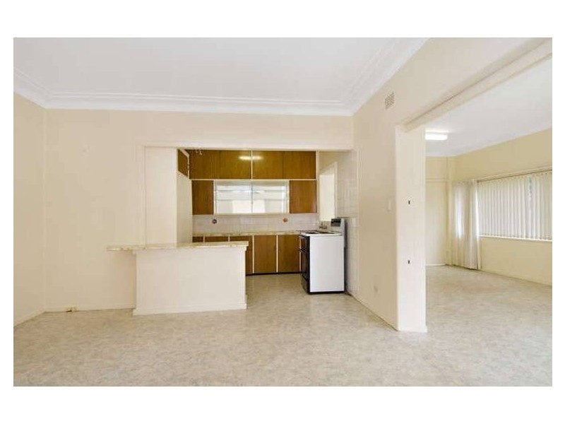3 The Knoll, Miranda NSW 2228