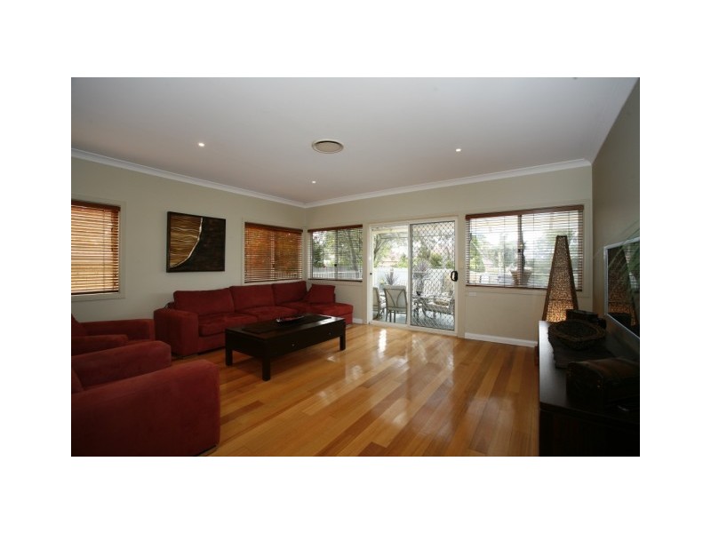 14 Walker St, Gymea NSW 2227