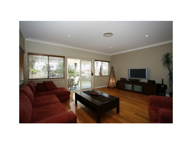 14 Walker St, Gymea NSW 2227