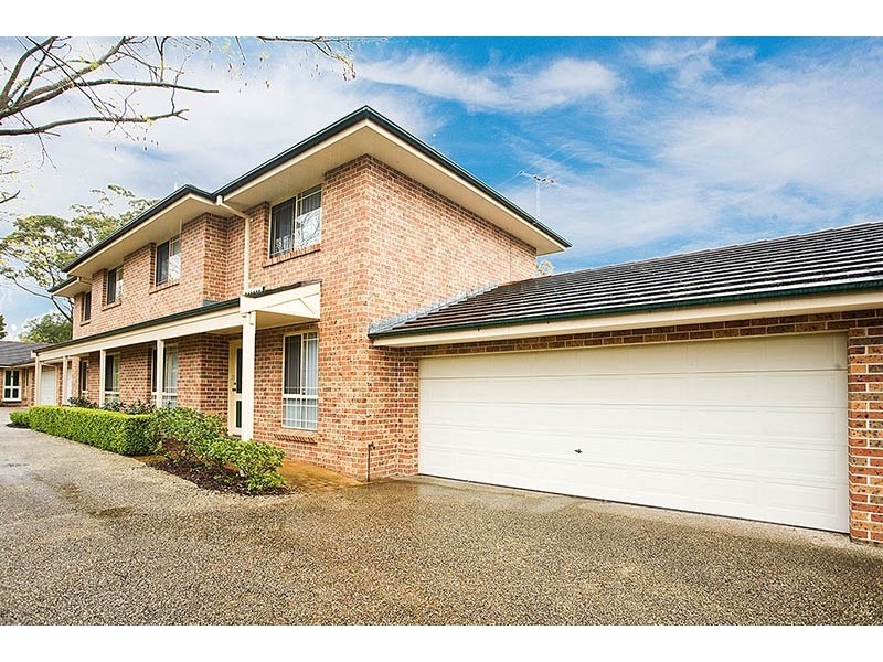 2/183 Woronora Road, Engadine NSW 2233