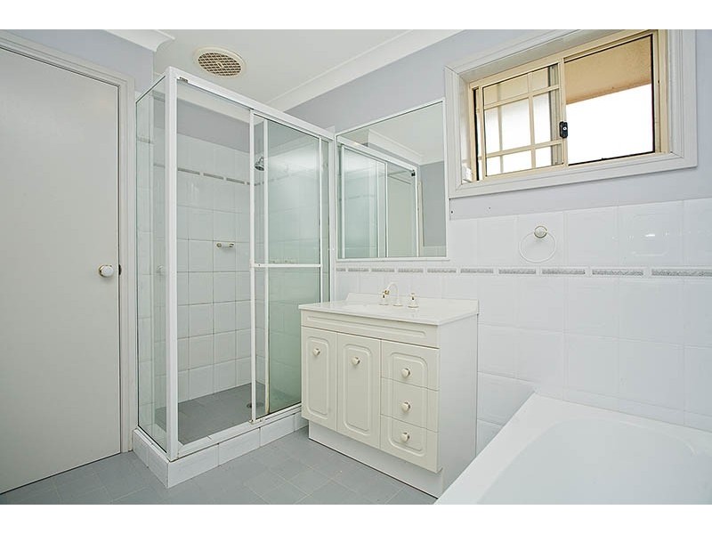 2/183 Woronora Road, Engadine NSW 2233