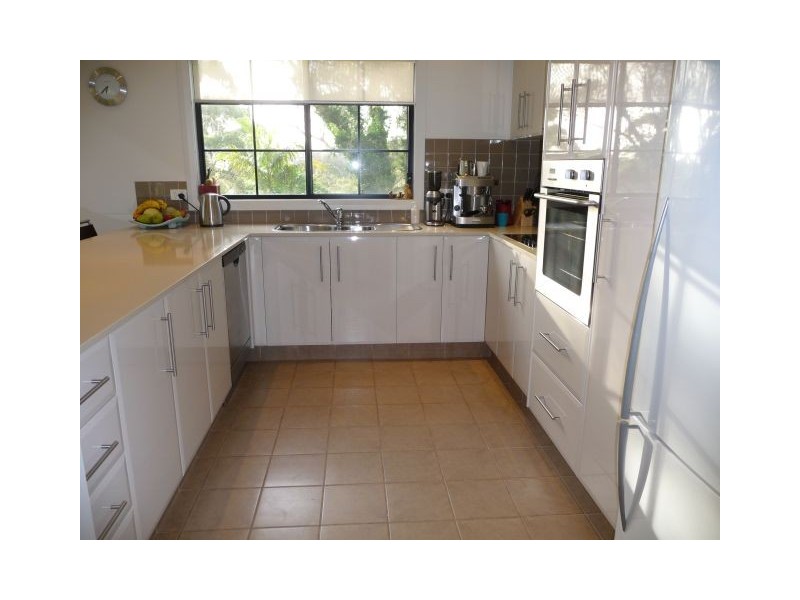 6 Carol Ave, Jannali NSW 2226