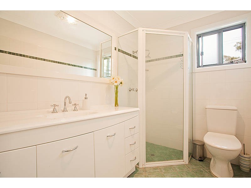 136 Cooriengah Heights Rd, Engadine NSW 2233