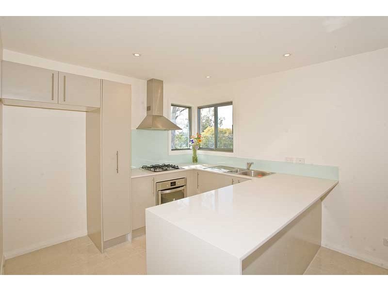 68A Toronto Pde (entry off Belmont St Nth), Sutherland NSW 2232