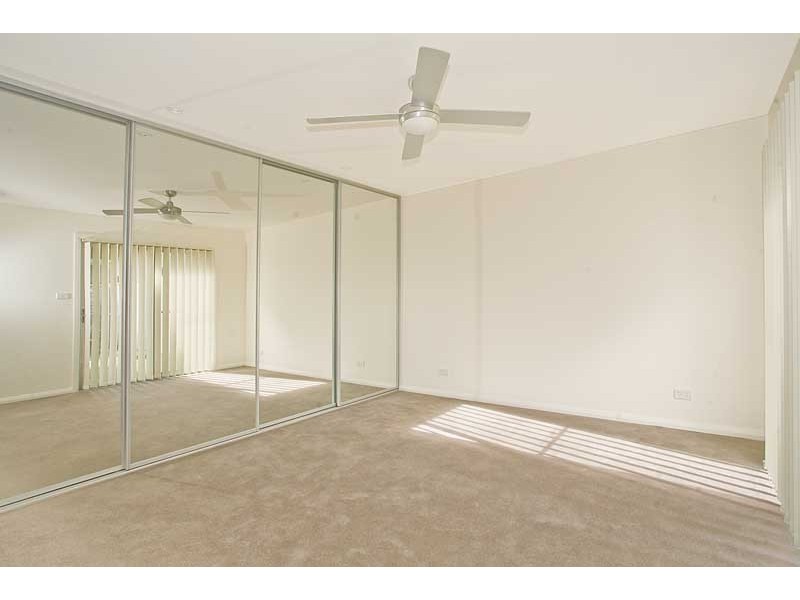 68A Toronto Pde (entry off Belmont St Nth), Sutherland NSW 2232