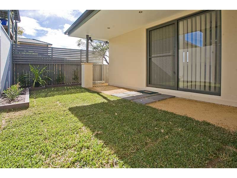 68A Toronto Pde (entry off Belmont St Nth), Sutherland NSW 2232