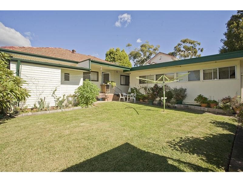 115 Ellesmere Rd, Gymea Bay NSW 2227