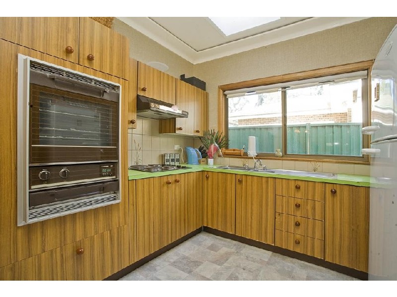 121 Coonong Rd, Gymea Bay NSW 2227