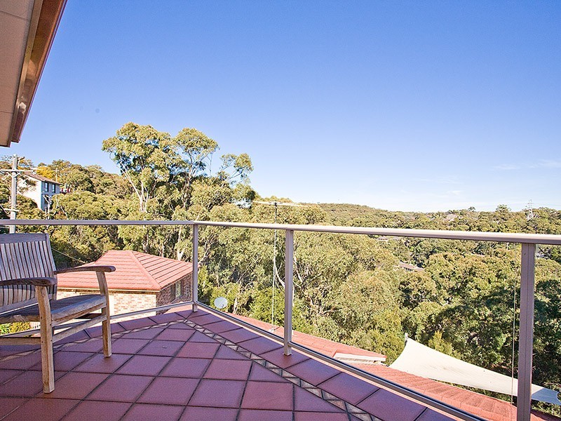 1/2 Lincoln Crescent, Bonnet Bay NSW 2226