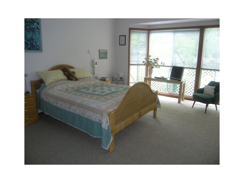 8 Yellamble St, Yowie Bay NSW 2228