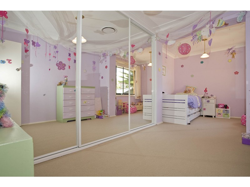 40 Gorada Avenue, Kirrawee NSW 2232