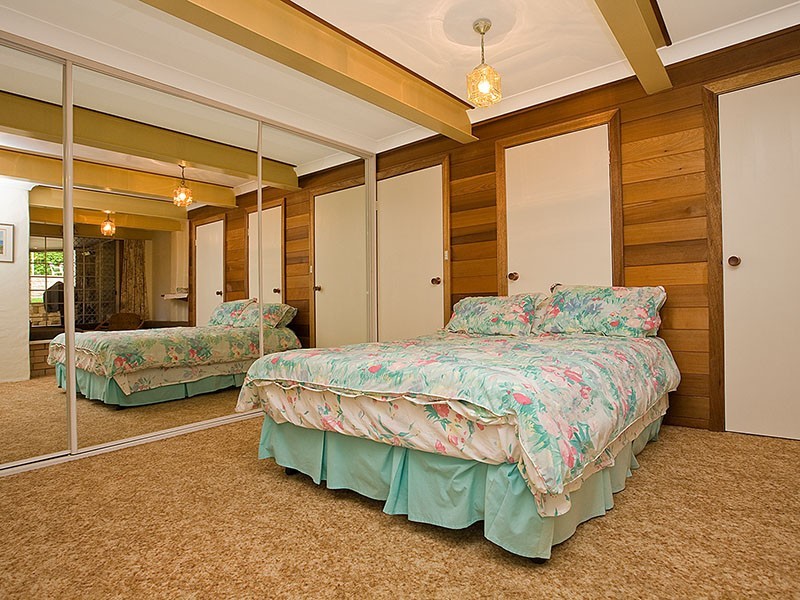 2 Flagstaff St, Engadine NSW 2233