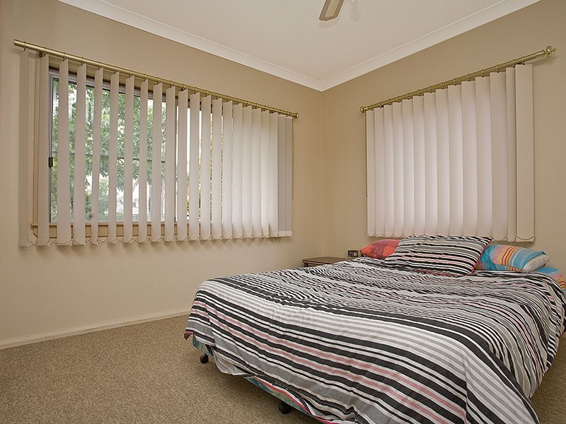 14 Tea Gardens Ave, Kirrawee NSW 2232