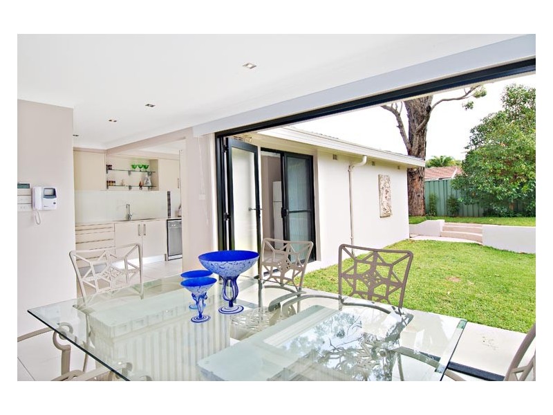 11 Corea Street (off Melrose St), Sylvania NSW 2224