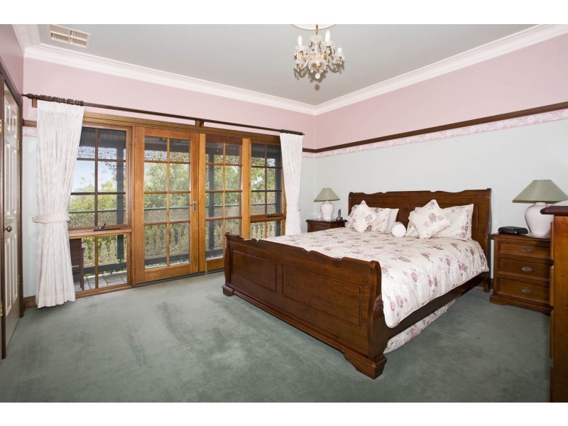 13 Connell Rd, Oyster Bay NSW 2225