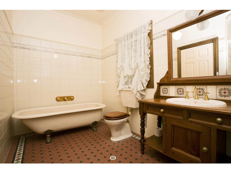 13 Connell Rd, Oyster Bay NSW 2225